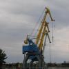 Подъемные краны в речном порту.  Родной город